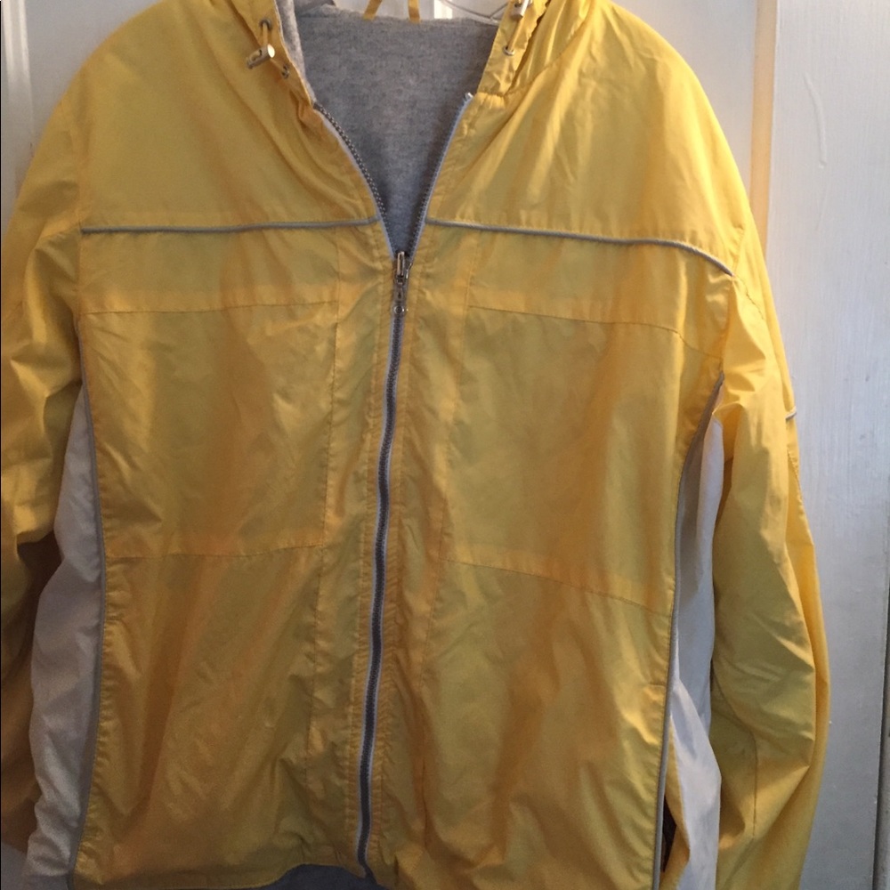 Raincoat with hood yellow large